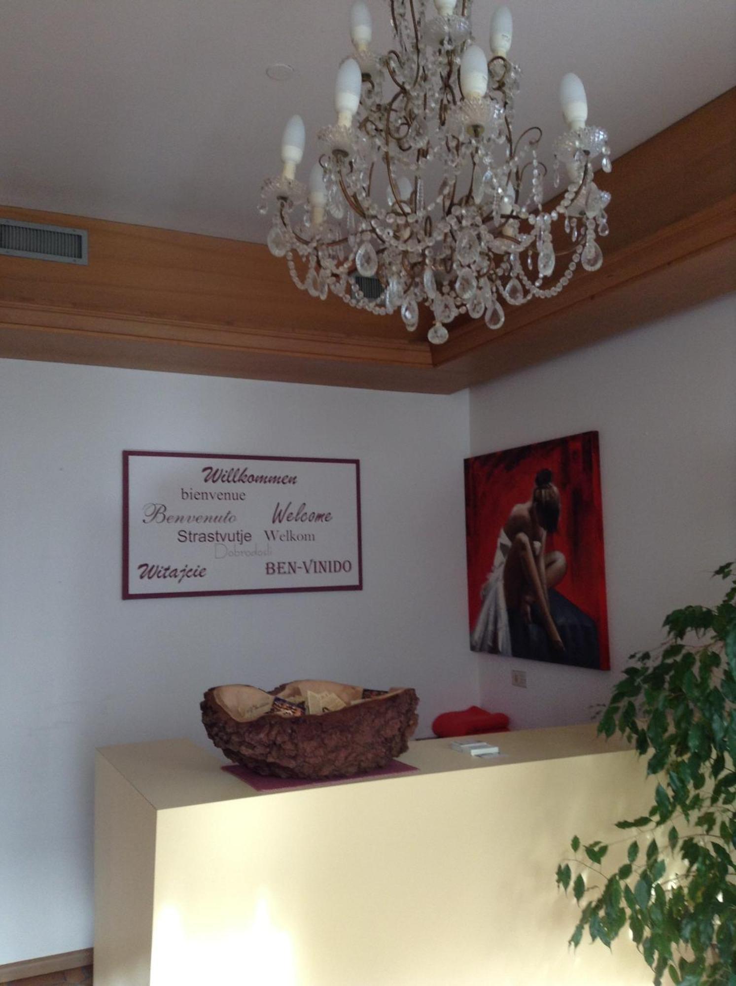 Hotel Daniela Мерано Екстериор снимка